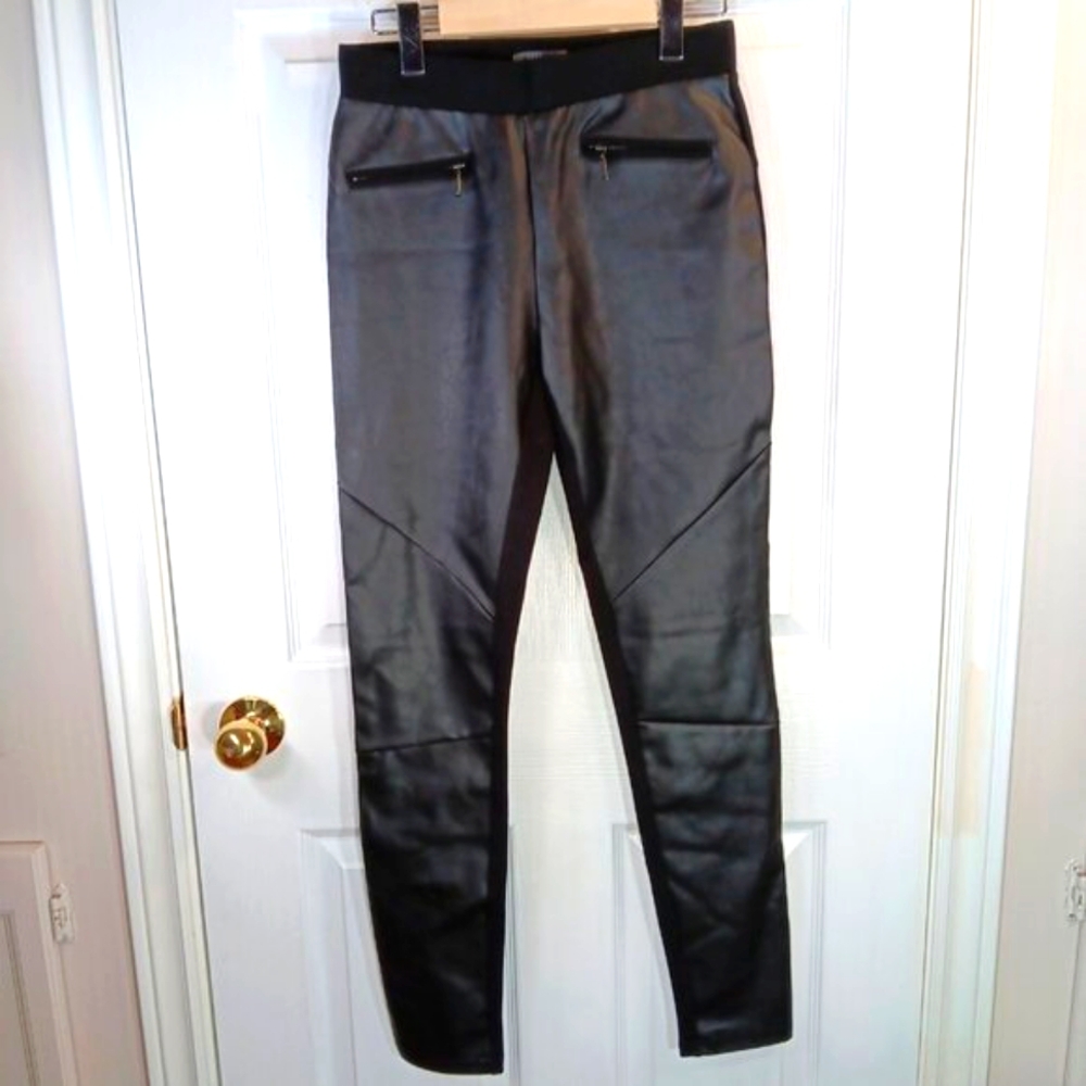 Suzy Shier Black Faux Leather Leggings Slim Leg Pants Size S Stretch Trendy